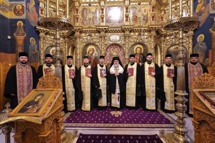 FOTO Sapte preoti din Eparhia Buzau lui si Vrancei au fost hirotesiti ca duhovnici