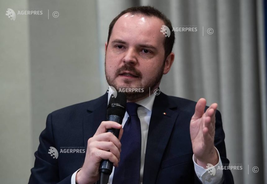 Programul angajatilor din unitatile sanitare reglementat printr o propunere legislativa