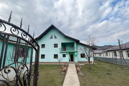 Tensiuni intre Obstea Nereju si Primaria Conflict legat de sponsorizarea Ansamblului Chiparusul