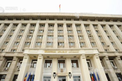 Adresele de email ale unor angajati din MApN compromise de hackeri legati de Rusia