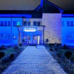 DGASPC Vrancea sprijina Ziua Internationala de Constientizare a Autismului prin iluminarea cladirii in culoarea albastra