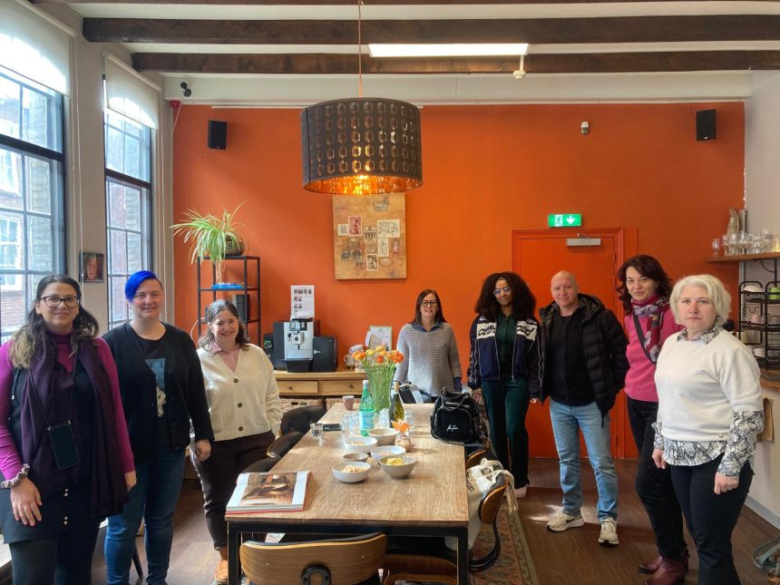 FOTO Cadre didactice ale Colegiului Tehnic Gheorghe Asachi instruite la un curs in Amsterdam Olanda