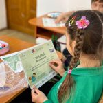 FOTO Elevii a trei scoli din Focsani au primit diplome de Super Eroul Planetei in Saptamana Verde