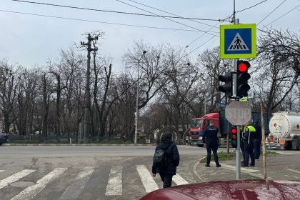 FOTO Noul sistem de semaforizare pentru siguranta si fluidizarea traficului in Adjud este activ