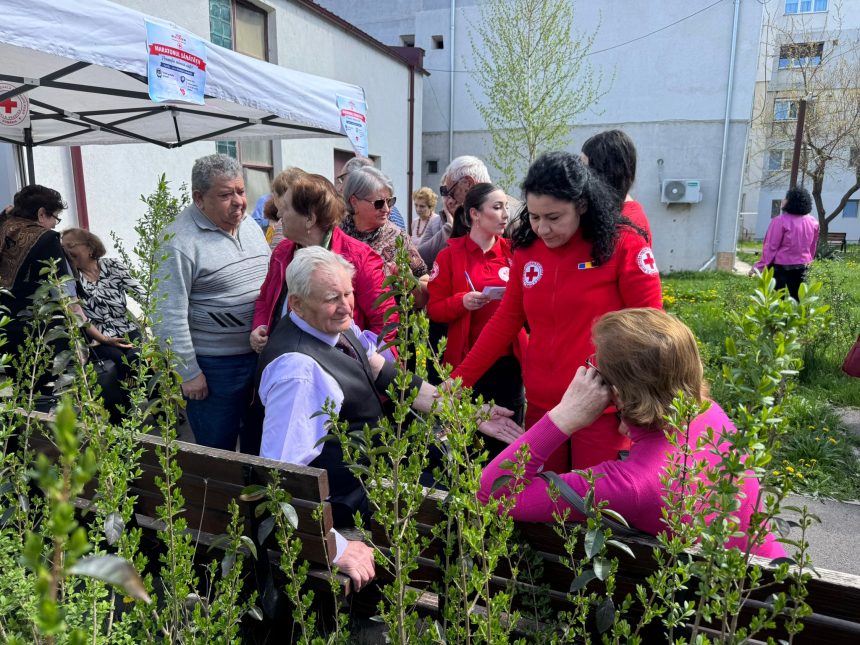 FOTO Parteneriat intre Crucea Rosie si DSP Vrancea pentru Maratonul Sanatatii Preventiona salvezavieti