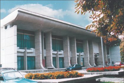FOTO Primarul Misaila Casa de Cultura nu a fost niciodata in proprietatea Primariei