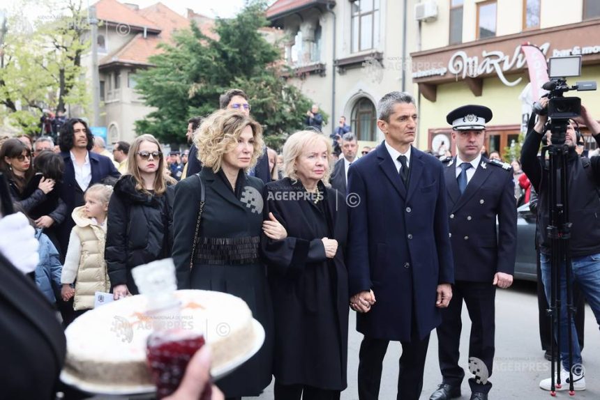 Familia Lucescu Pe parcursul acestei perioade am simtit ca nu suntem singuri