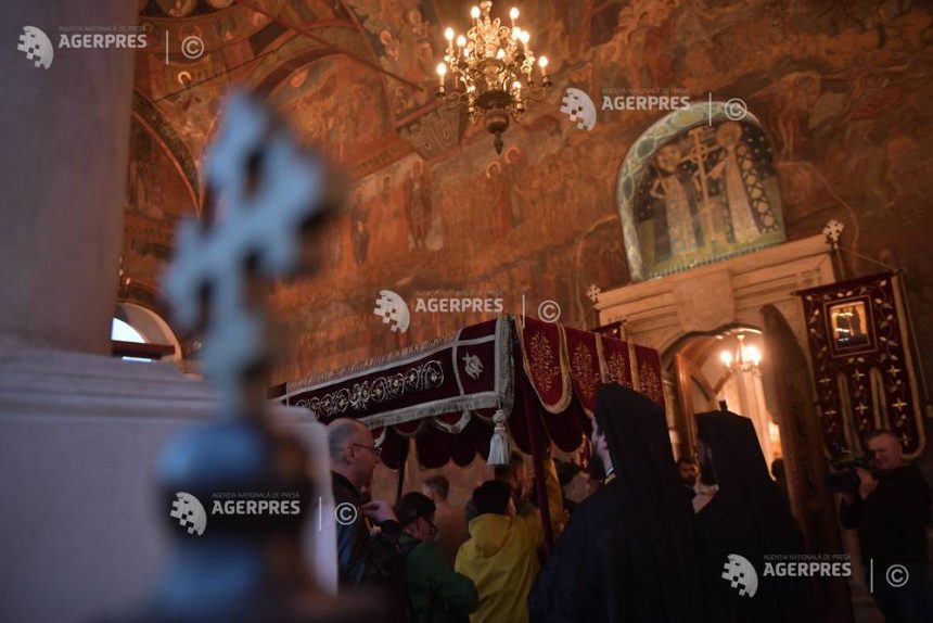 Incepe Saptamana Patimilor Deniile vor fi oficiate pana vineri la Catedrala Patriarhala