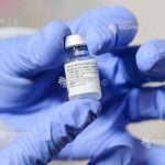 Romania si Polonia obligate in prima instanta sa achite vaccinurile Pfizer comandate si anulata