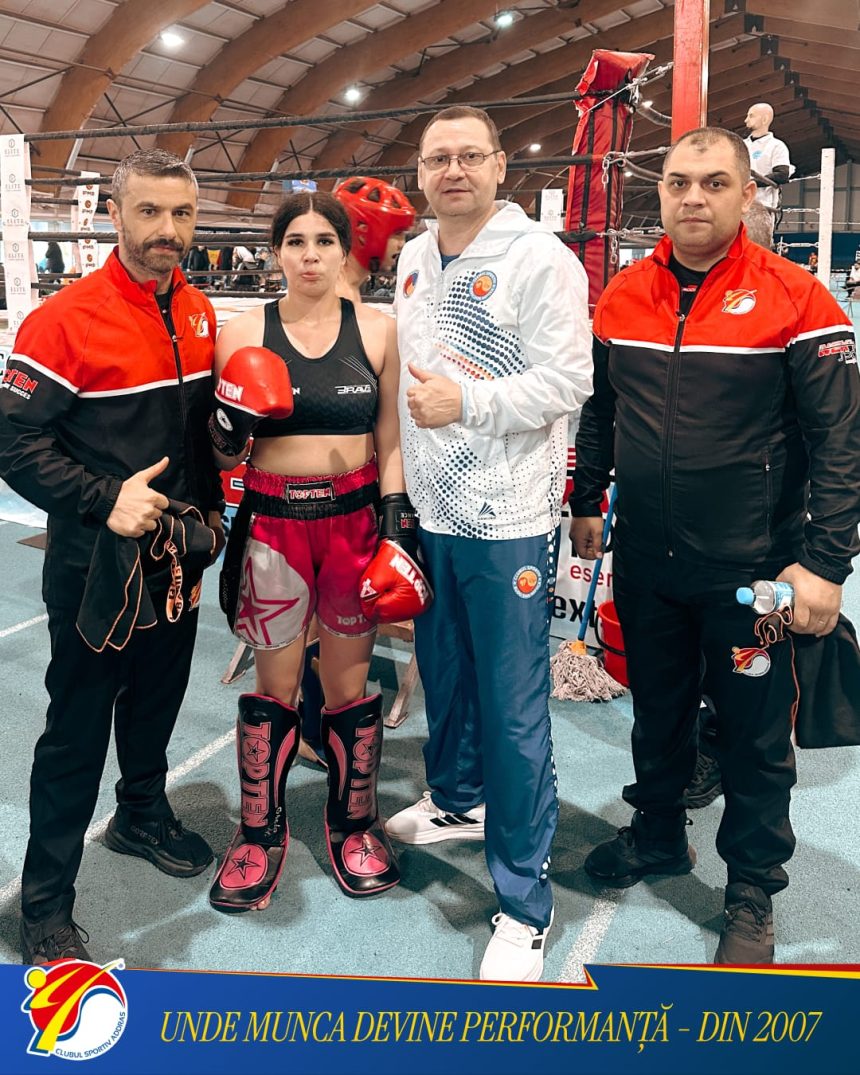 Sportivii Addras au obtinut 18 medalii la competitiile nationale de Kickboxing si la Cupa Romaniei