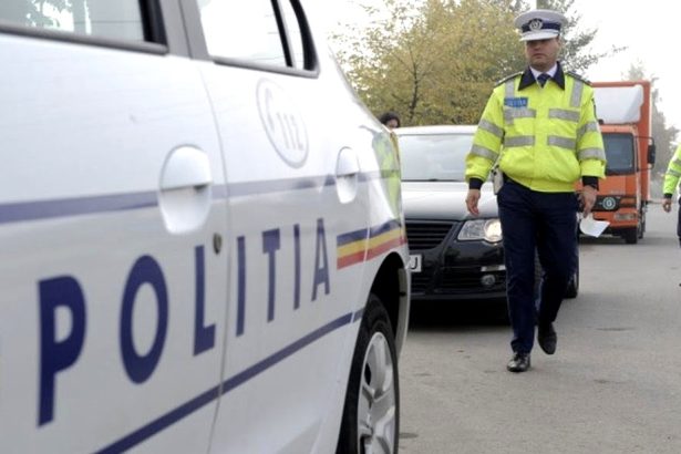 Un barbat din Vidra s a urcat la volan fara a avea permis de conducere a fost prins de poliisti in Focsani