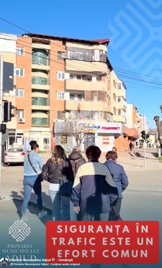 VIDEO Adjud Implementarea sistemului de semaforizare aduce reguli clare pentru siguranta celor care circula in trafic
