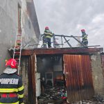 ultima ora foto incendiu la o casa cu etaj in popesti