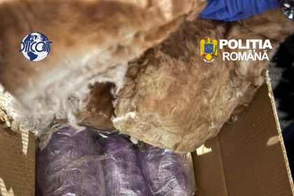 Trafic de cocaina si canabis in Adjud trei tineri sunt cercetati