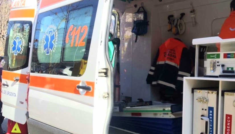BREAKING NEWS Doua persoane ranite dupa ce au intrat cu motocicleta intr o baliza metalica in apropiere de Tulnici