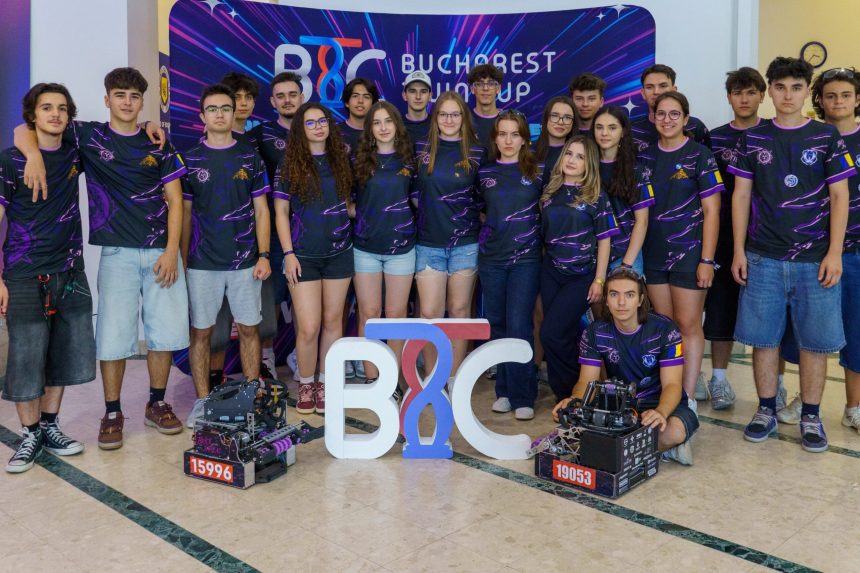 FOTO Brickbot echipa CNU Focsani invincibila la cea mai mare competitie de robotica din afara sezonului