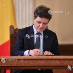Nicusar Dan a semnat legile referitoare la criza de pe piata carburan tilor si prelungirea TVA ului reduse pentru locuinte
