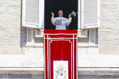 Papa face apel la Ucraina si Rusia sa opreasca atacurile asupra civililor