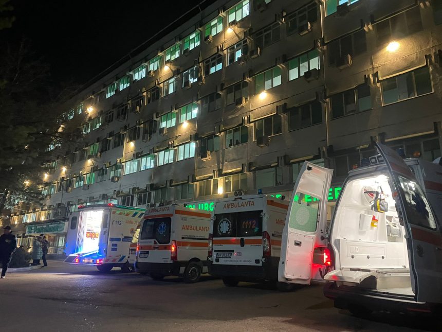 Trei tineri au fost raniti dintr un accident grav in noaptea trecuta la Nereju Mic