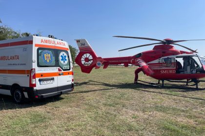 ULTIMA ORA Tanarul sever ranit in accidentul din Focsani a fost transferat de urgenta la Bucuresti cu un elicopter SMURD