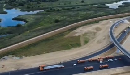 VIDEO Aproximativ o saptamana pana la deschiderea circulatiei pe A7 intre Adjud si Bacau
