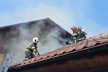 ultim ora incendiu la o locuinta din popesti