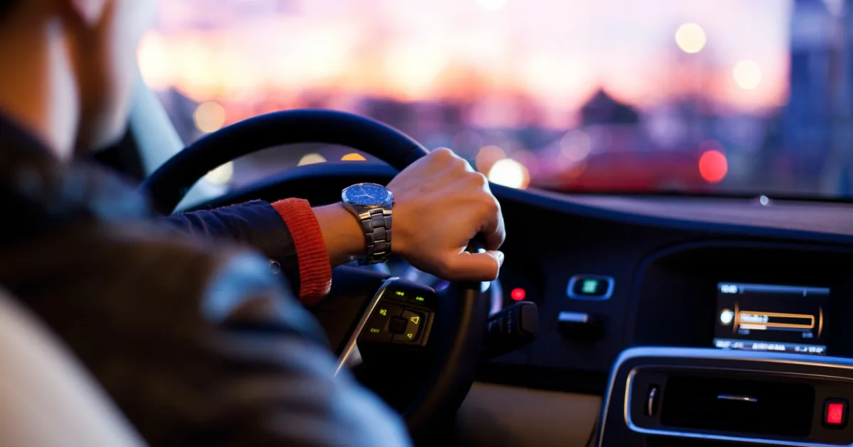 Bărbat din Tâmboești, dosar penal după ce a condus fără permis o autoutilitară furată