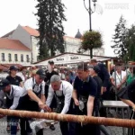 Colac secuiesc de 25 de metri, preparat la Festivalul Kurtoskalacs de la Sfântu Gheorghe