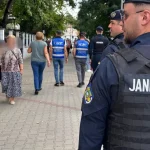 Focșani: Zeci de polițiști și jandarmi la intrările școlilor și pe traseele pietonale