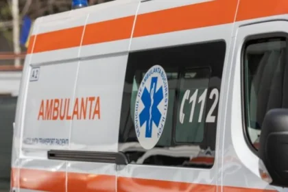 O fetiță de 5 ani a fost lovită de mașină, pe Bd. București din Focșani