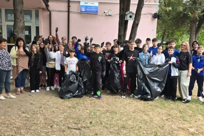 Școala „Adrian Păunescu” s-a alăturat campaniei „Let’s Do It, Romania!”